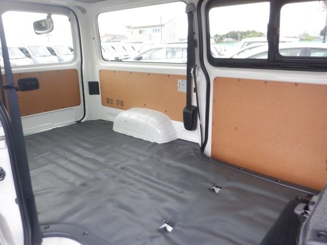 TOYOTA HIACE van 1.25t 2WD 2018