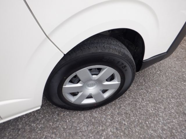 TOYOTA HIACE van 1.25t 2WD 2018