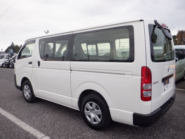 TOYOTA HIACE van 1.25t 2WD 2018