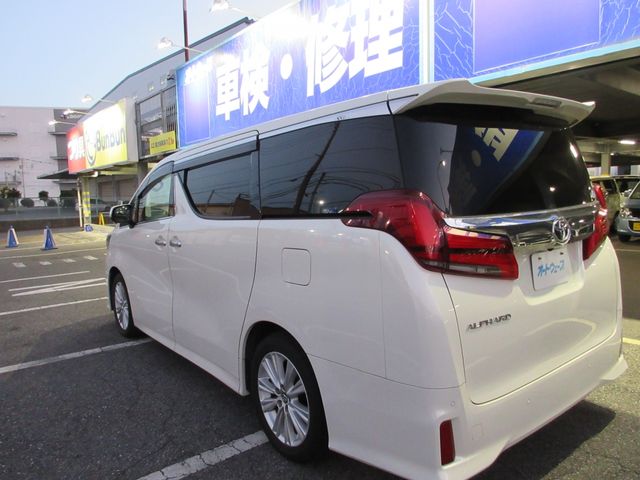 TOYOTA ALPHARD 2018