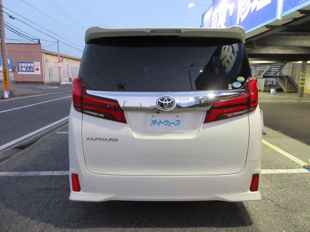 TOYOTA ALPHARD 2018