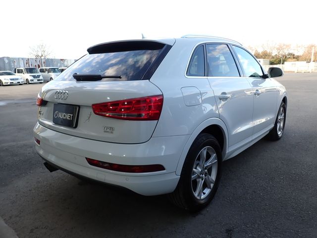AUDI AUDI Q3 2016