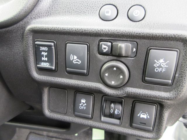 NISSAN NOTE 4WD 2020