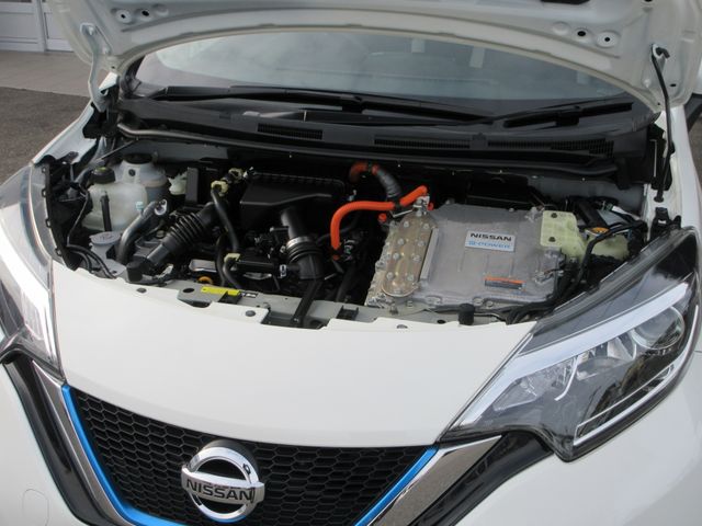 NISSAN NOTE 4WD 2020