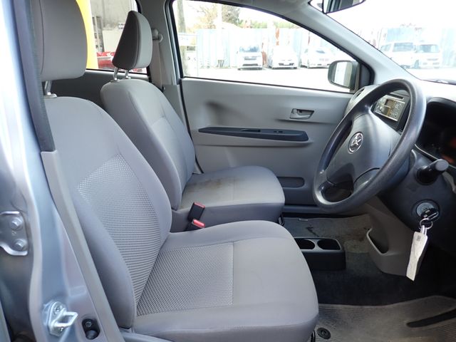 TOYOTA PIXIS EPOCH 2016