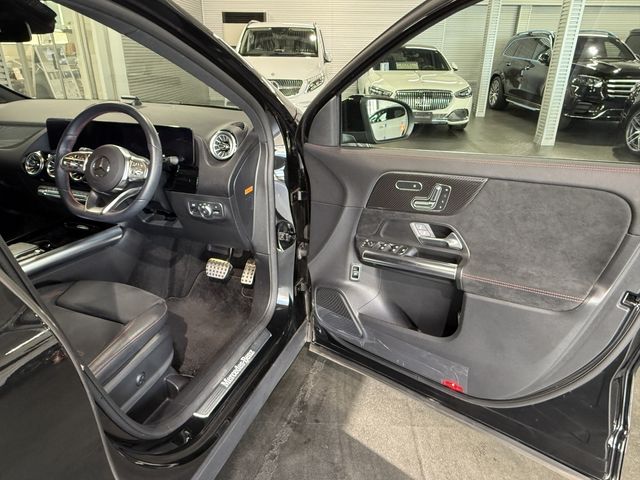 MERCEDES BENZ MERCEDES BENZ GLA class 2022