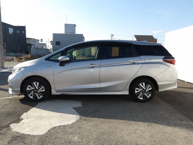 HONDA SHUTTLE HYBRID 2022