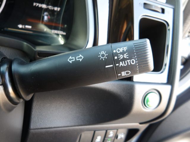 HONDA SHUTTLE HYBRID 2022