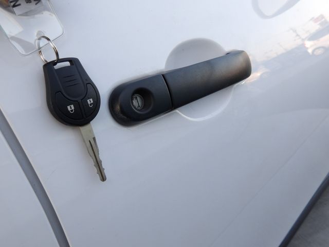 NISSAN NV150 AD 2WD 2021