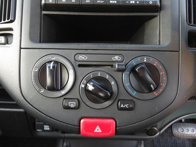 NISSAN NV150 AD 2WD 2021