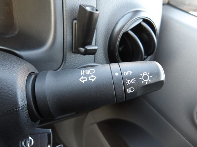 NISSAN NV150 AD 2WD 2021