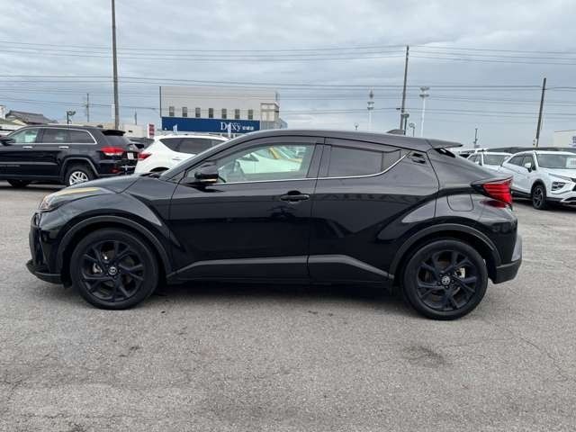 TOYOTA C-HR 2022