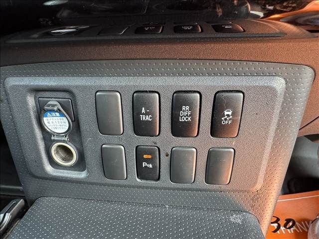 TOYOTA FJ CRUISER 4WD 2014