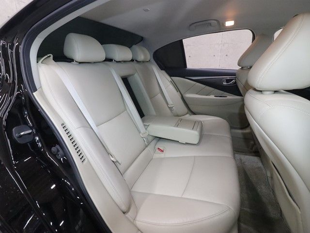 NISSAN SKYLINE HYBRID 2021