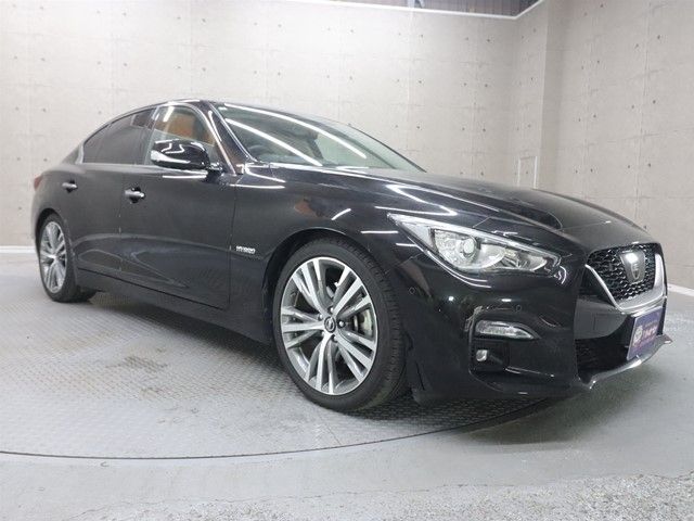 NISSAN SKYLINE HYBRID 2021