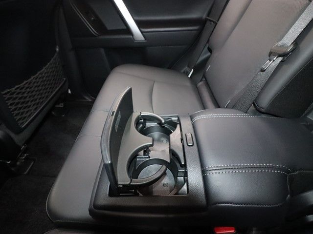 TOYOTA LANDCRUISER PRADO 2022