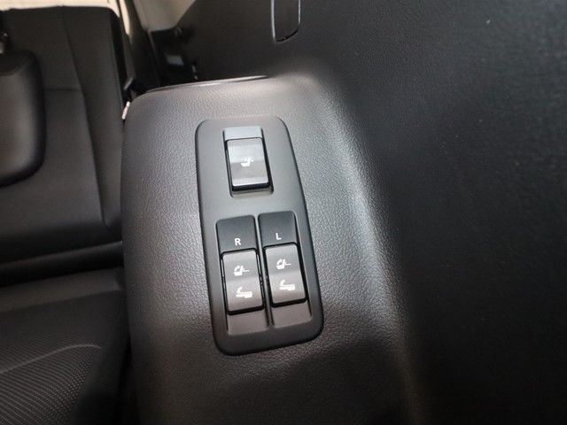 TOYOTA LANDCRUISER PRADO 2022