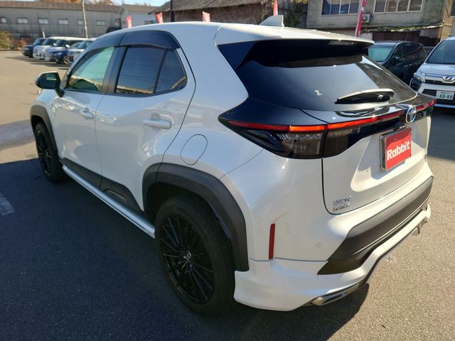 TOYOTA YARIS CROSS HYBRID 2020