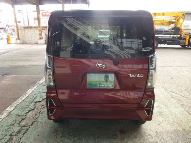 DAIHATSU TANTO CUSTOM 2021
