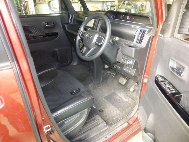 DAIHATSU TANTO CUSTOM 2021