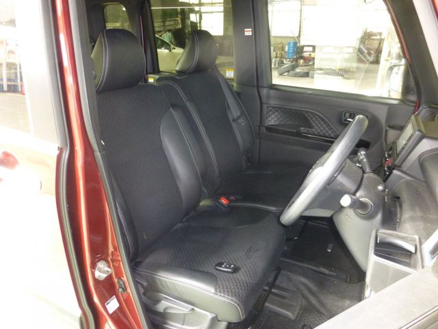 DAIHATSU TANTO CUSTOM 2021