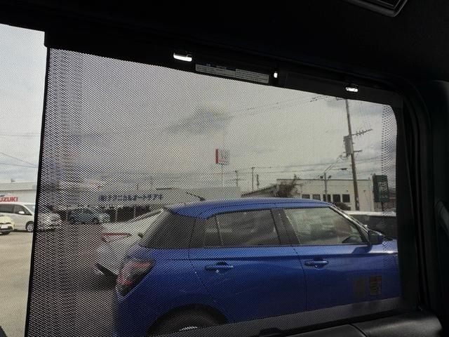 TOYOTA NOAH HYBRID 2025