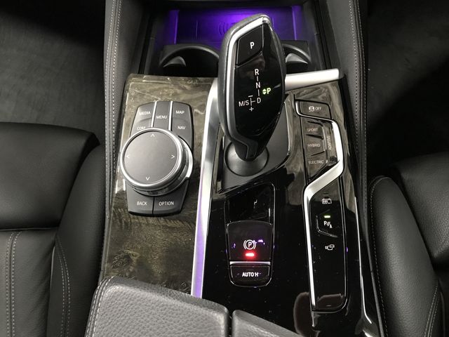 BMW BMW 5series sedan 2021