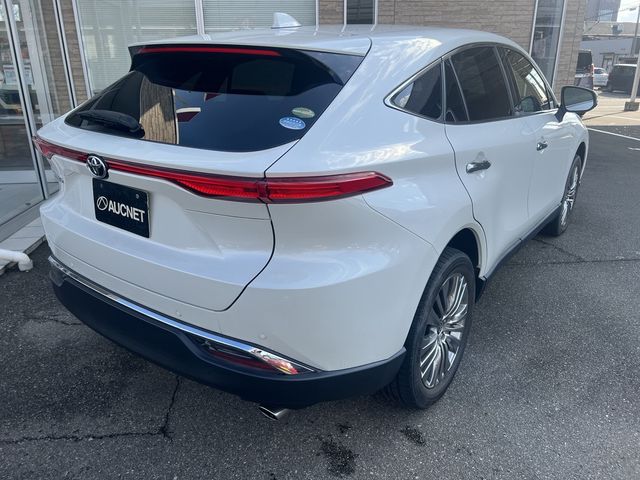 TOYOTA HARRIER 4WD 2021