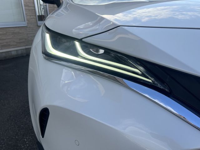 TOYOTA HARRIER 4WD 2021