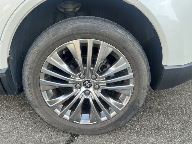 TOYOTA HARRIER 4WD 2021