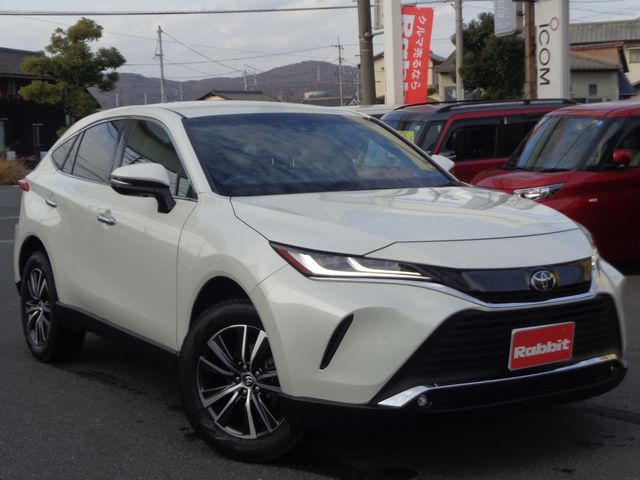 TOYOTA HARRIER 4WD 2022