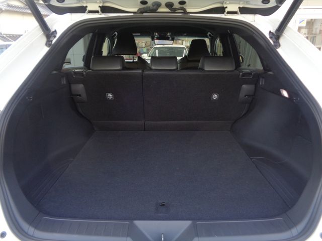 TOYOTA HARRIER 4WD 2022