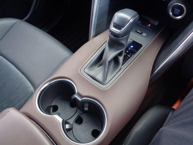 TOYOTA HARRIER 4WD 2022