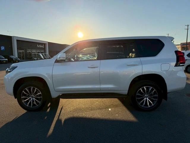 TOYOTA LANDCRUISER PRADO 2020