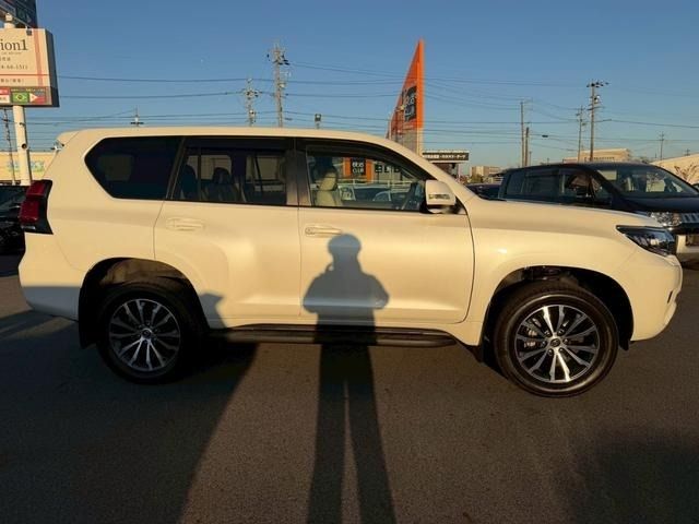 TOYOTA LANDCRUISER PRADO 2020