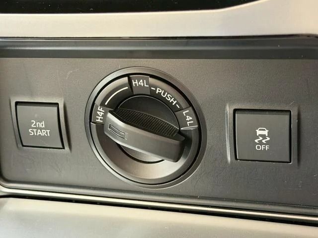 TOYOTA LANDCRUISER PRADO 2020