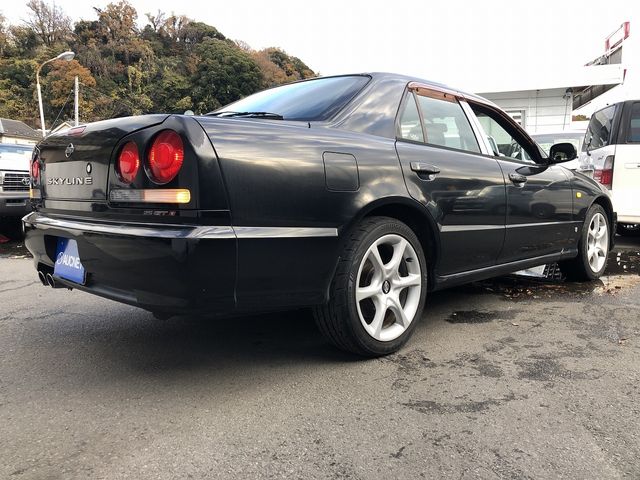 NISSAN SKYLINE 1999