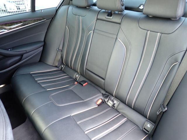 BMW BMW 5series sedan 2021