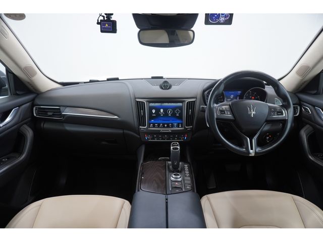 MASERATI MASERATI Levante 2021