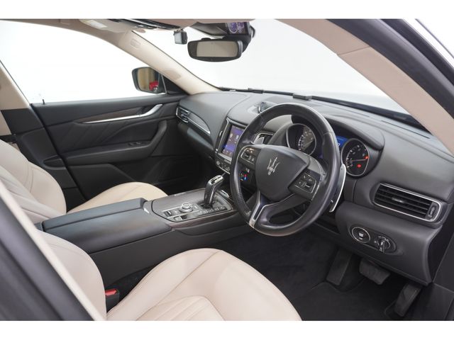 MASERATI MASERATI Levante 2021