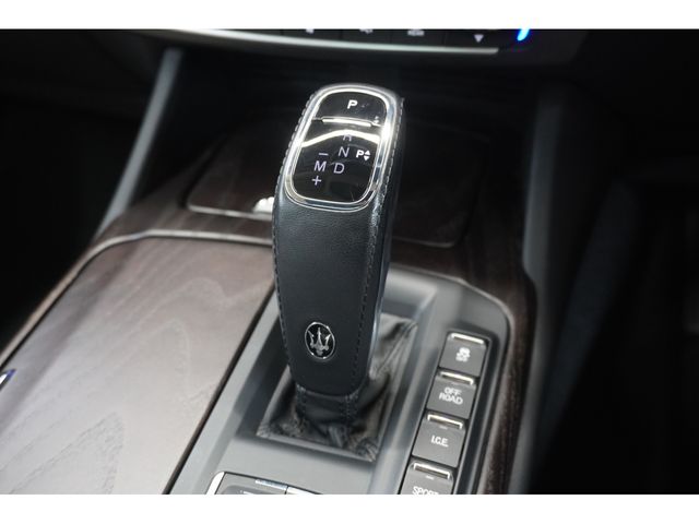 MASERATI MASERATI Levante 2021