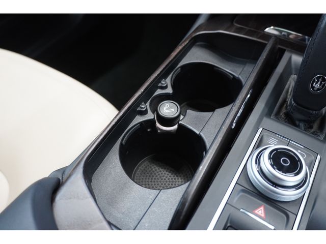 MASERATI MASERATI Levante 2021