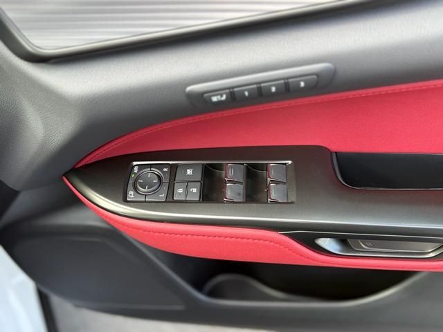 TOYOTA LEXUS NX350h 2023