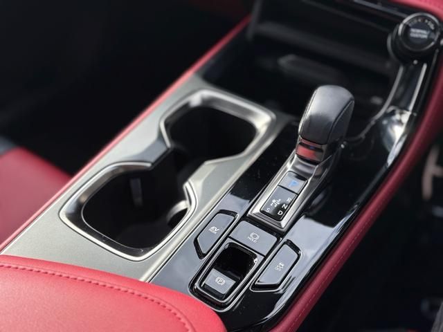 TOYOTA LEXUS NX350h 2023