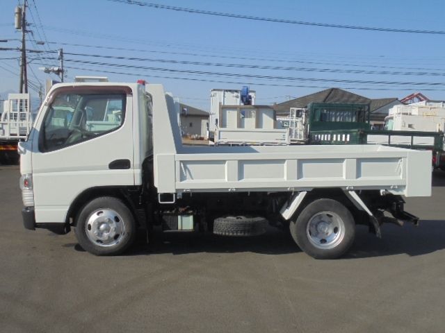 MITSUBISHI CANTER 2013