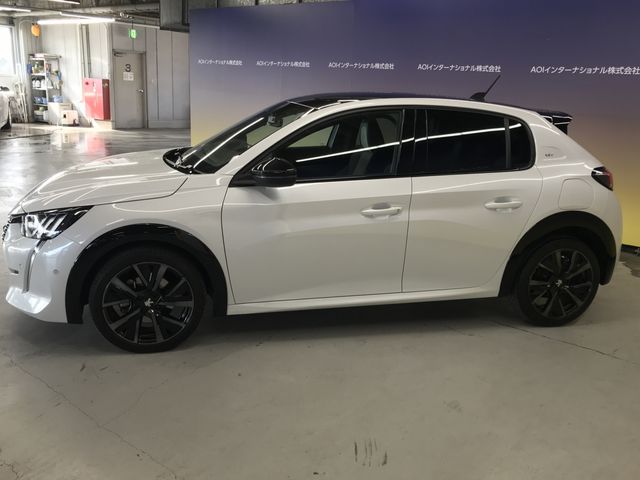 PEUGEOT PEUGEOT 208 2021