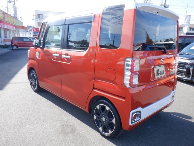DAIHATSU WAKE 2021