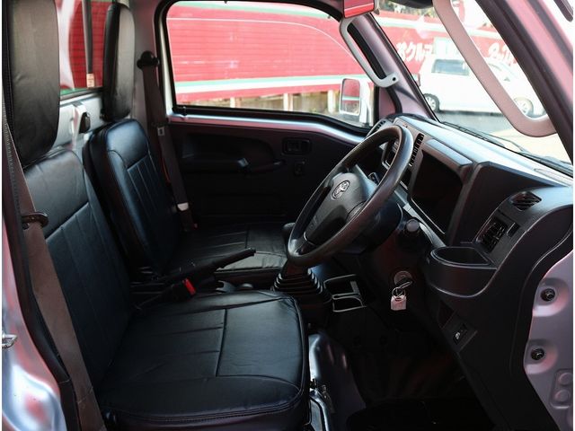 TOYOTA PIXIS truck 4WD 2018