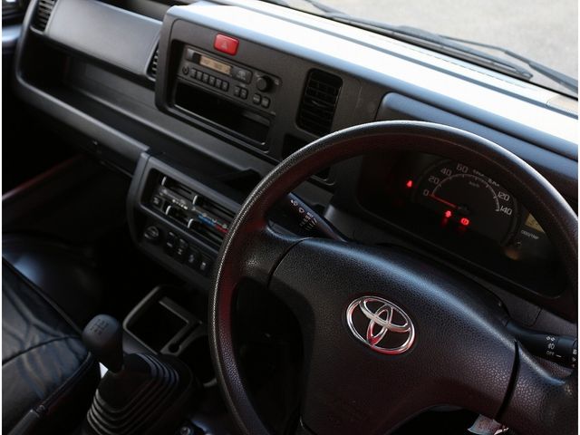 TOYOTA PIXIS truck 4WD 2018