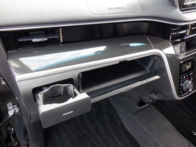 DAIHATSU MOVE CUSTOM 2022